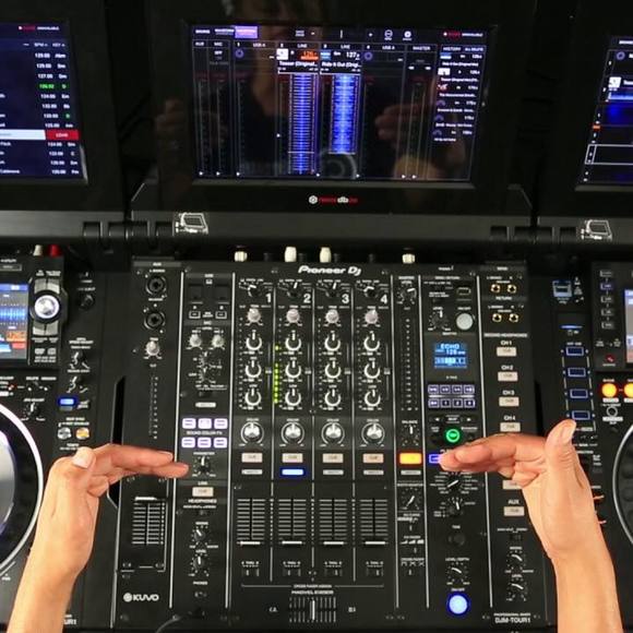 Meet your Posher, Steven - Picture 1 of 1